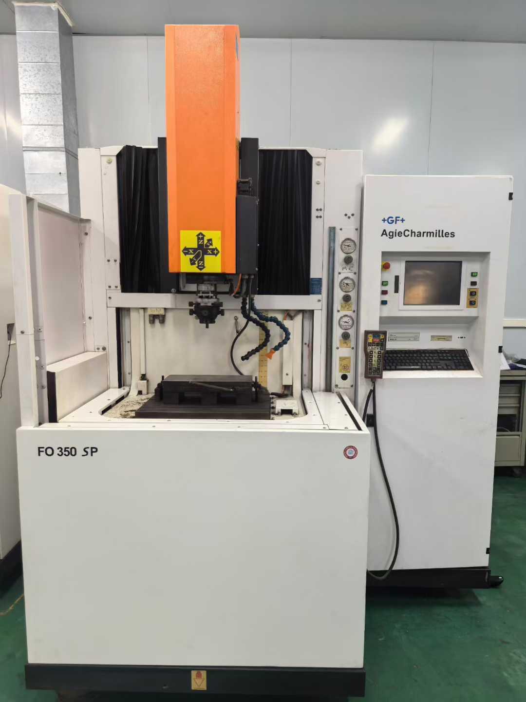 Искровое размытие (искровое размытие)