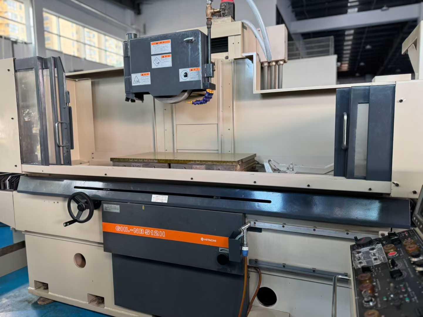 Шлифовальный станок для обработки поверхностей