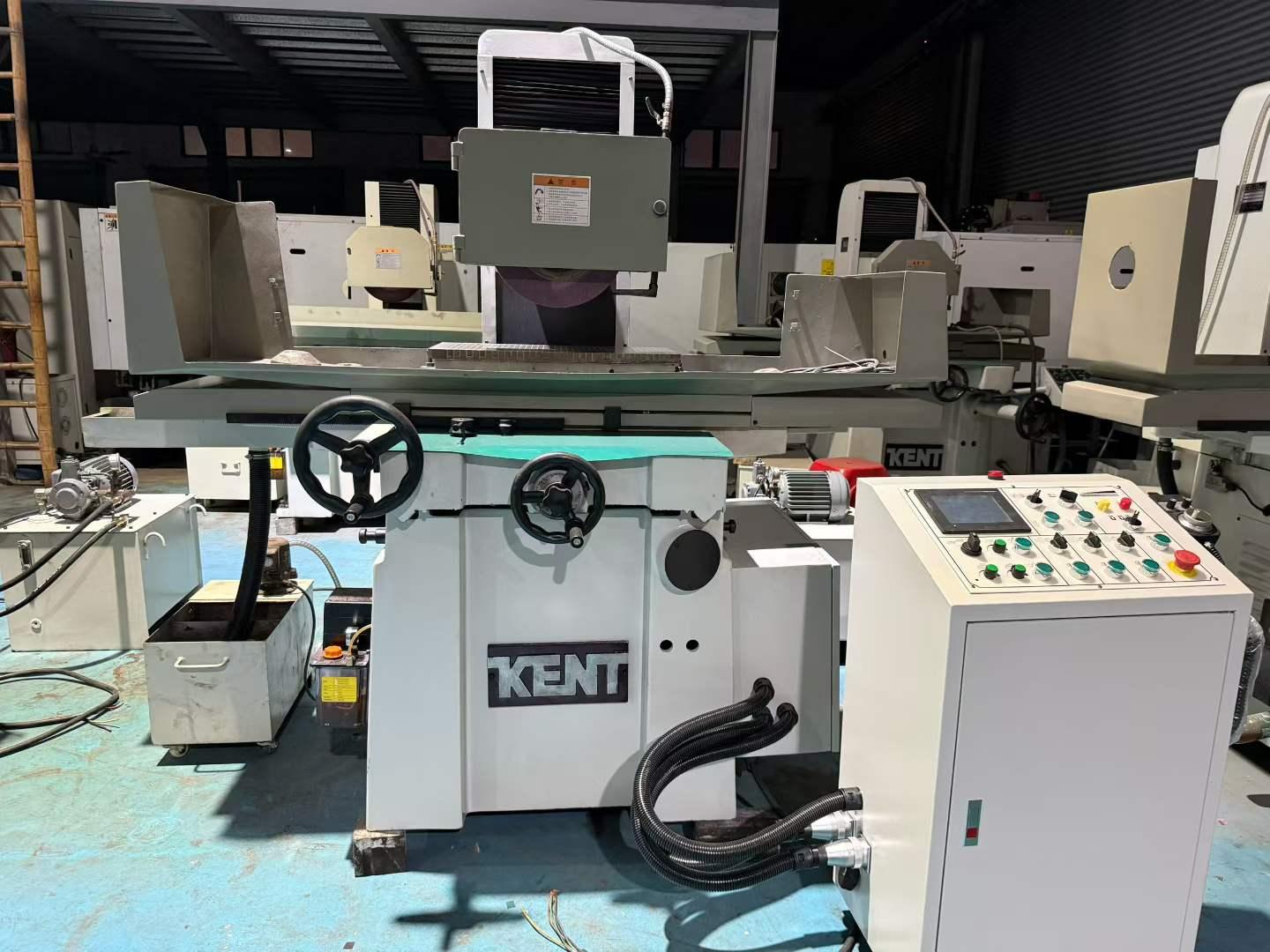 Шлифовальный станок для обработки поверхностей