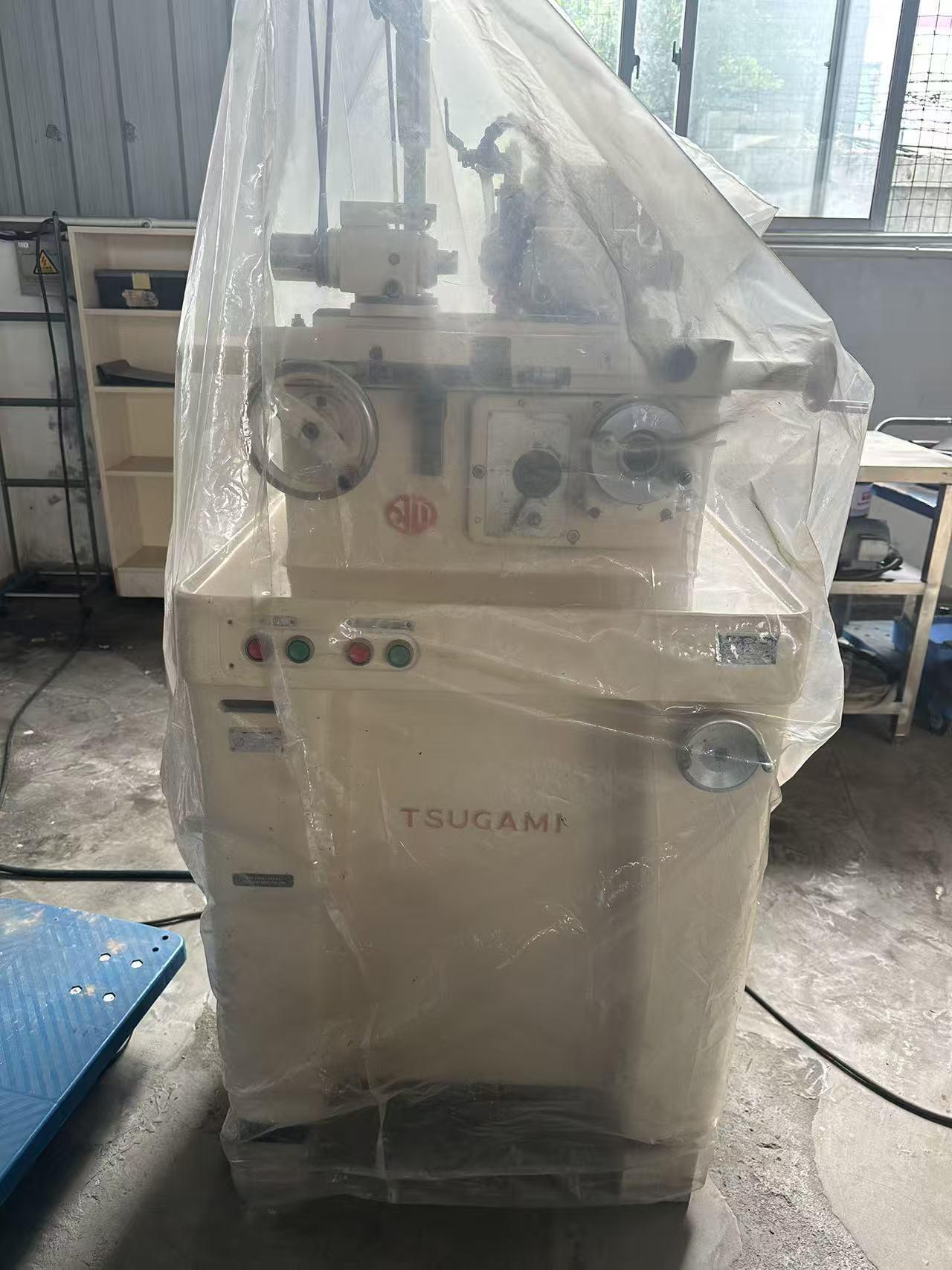 Цилиндрический шлифовальный станок