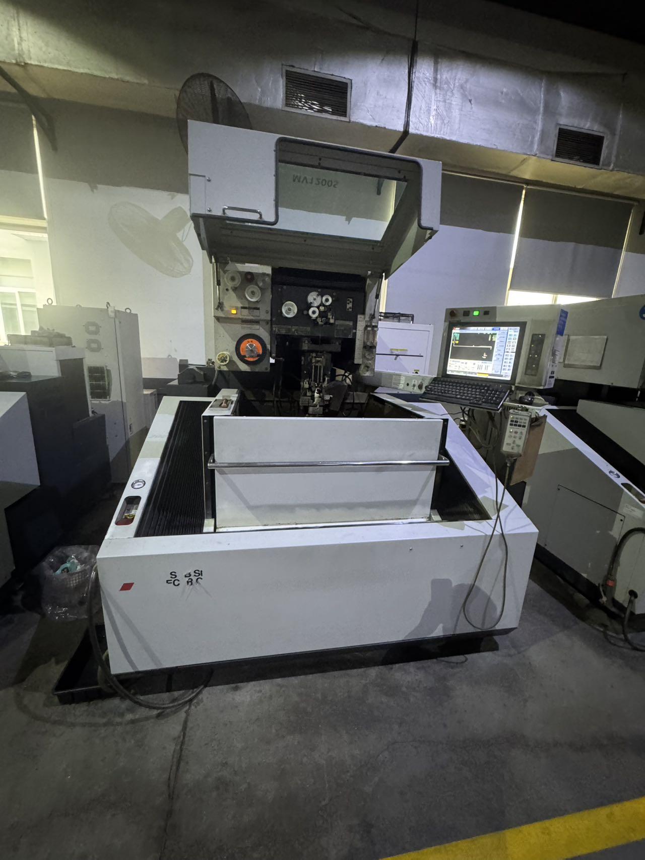 Mitsubishi - MV1200S 