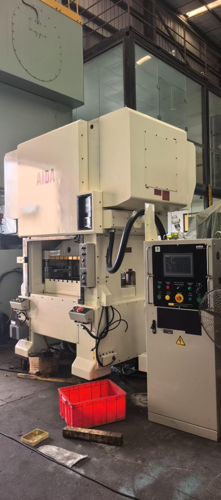 AIDA - HMX-600U