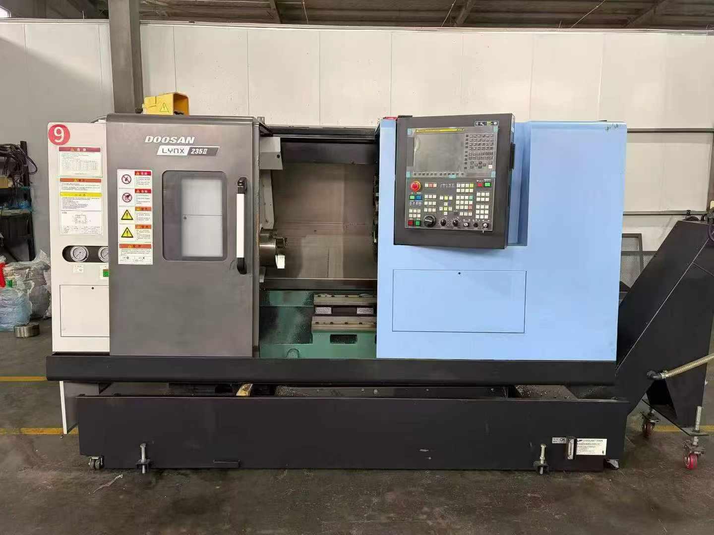 DOOSAN - LYNX-235II