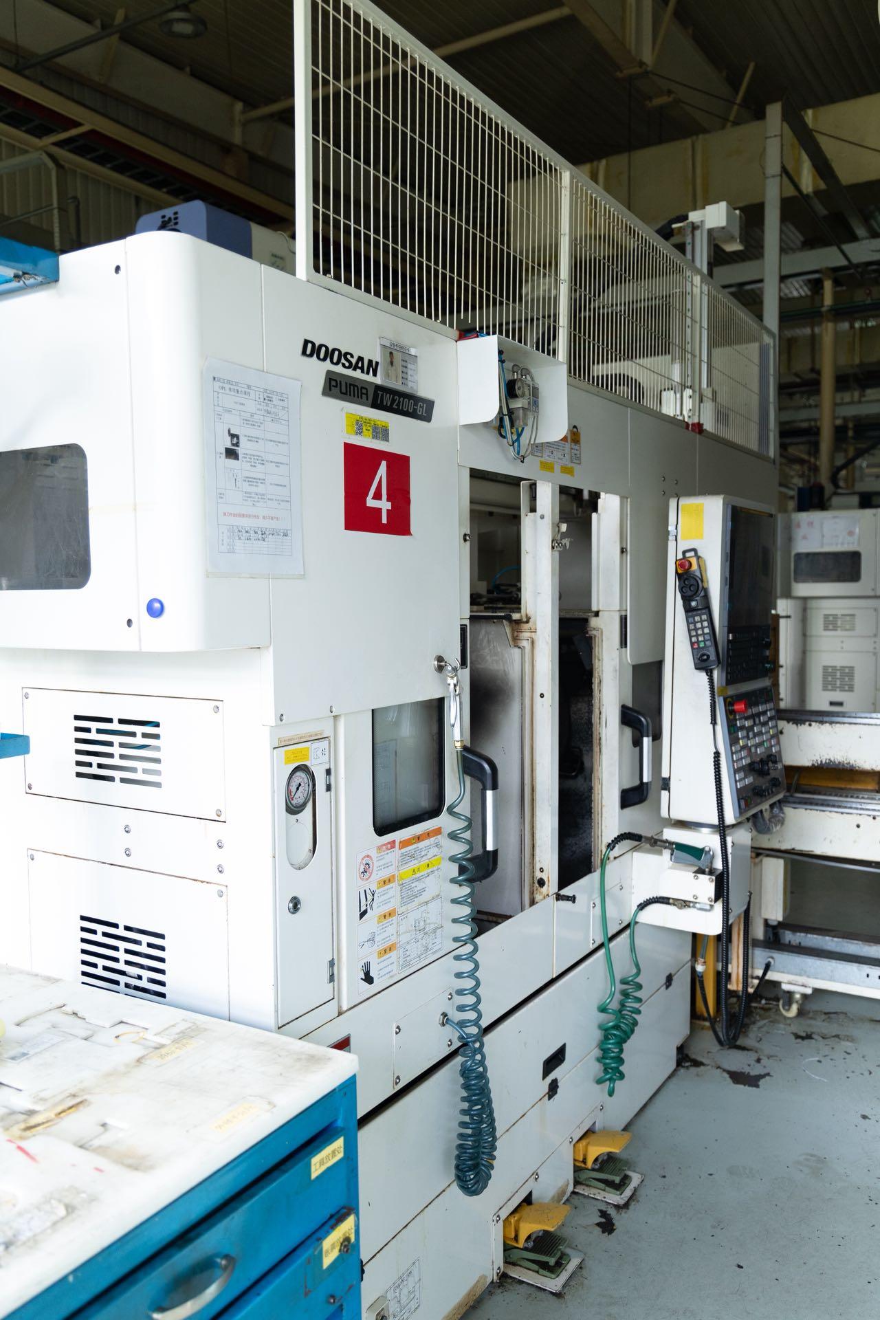 DOOSAN - PUMA TW2100-GL