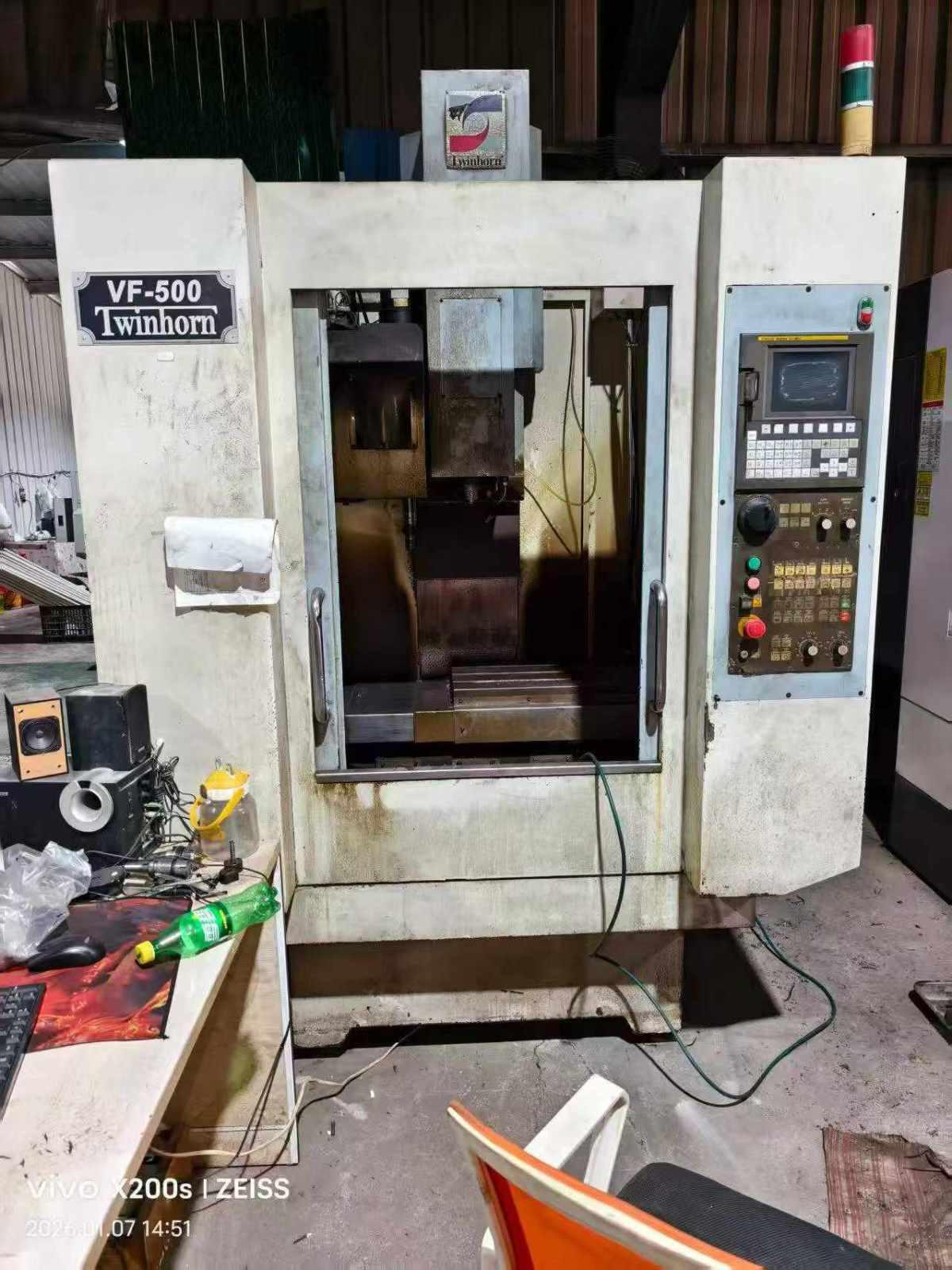 Twinhorn - VF-500
