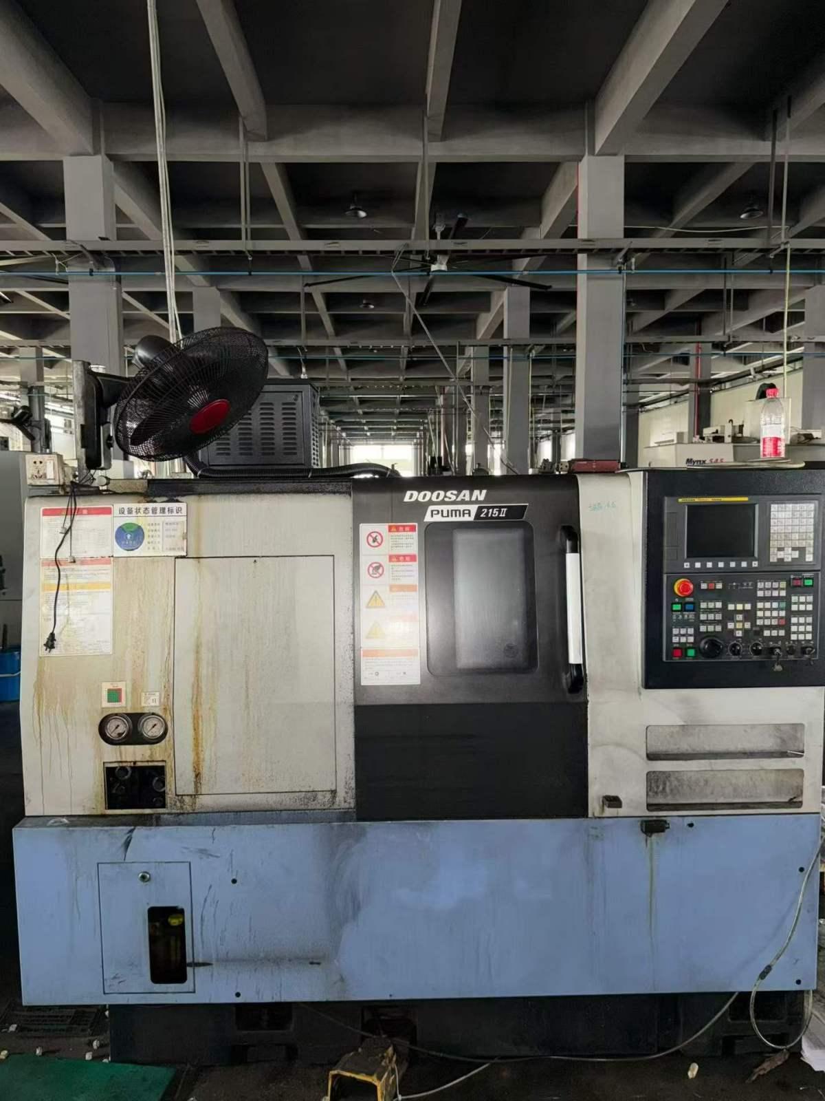 DOOSAN - PUMA215 II