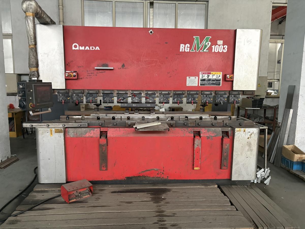 AMADA - RGM2 1003