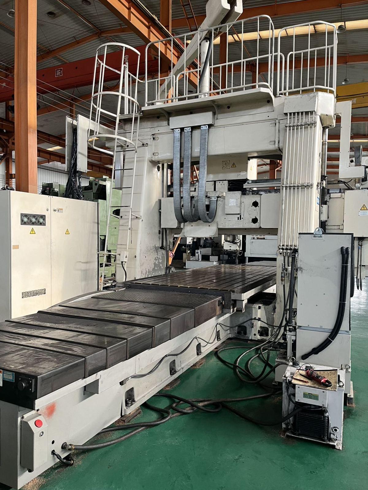 OKUMA - MCV20AII