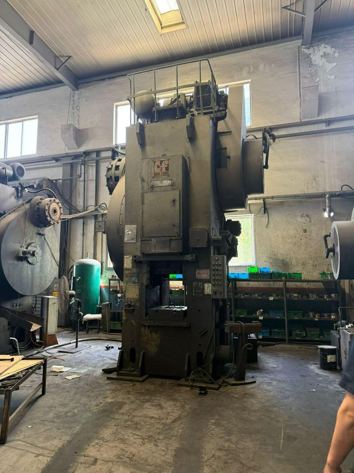 CHIN FONG - KP-650