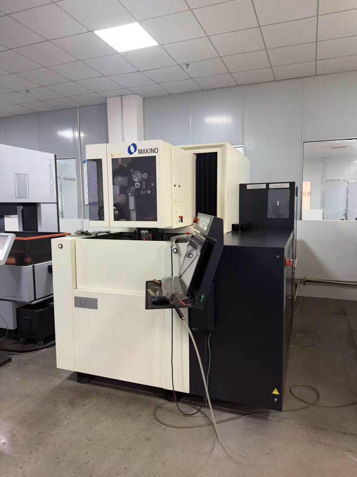 Makino - U3