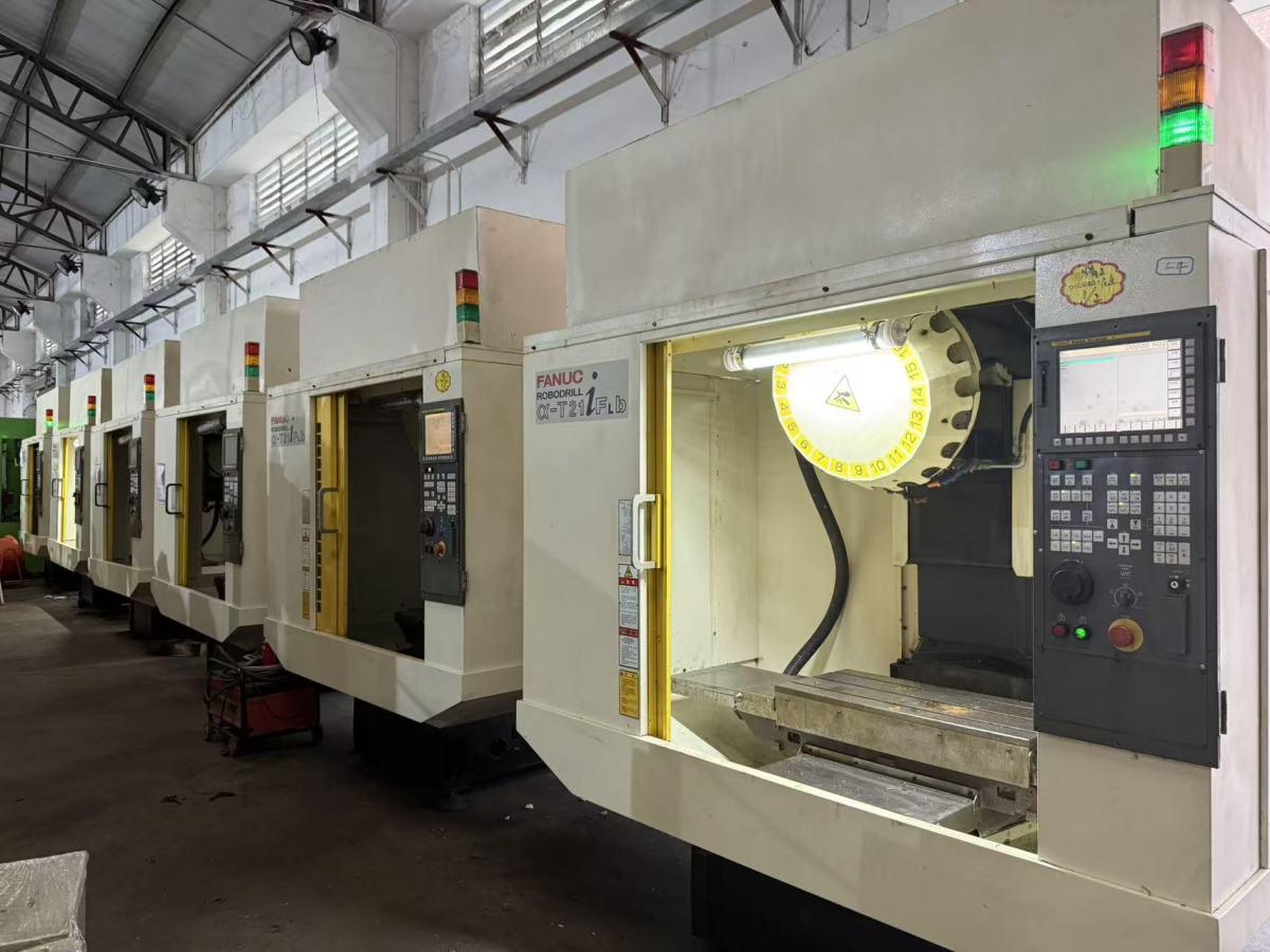 Fanuc - ROBODRILL α-T21iFlb