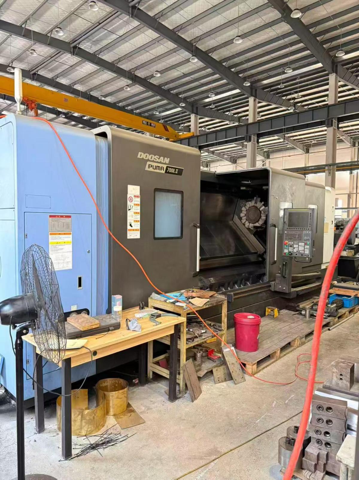DOOSAN - PUMA 700L II