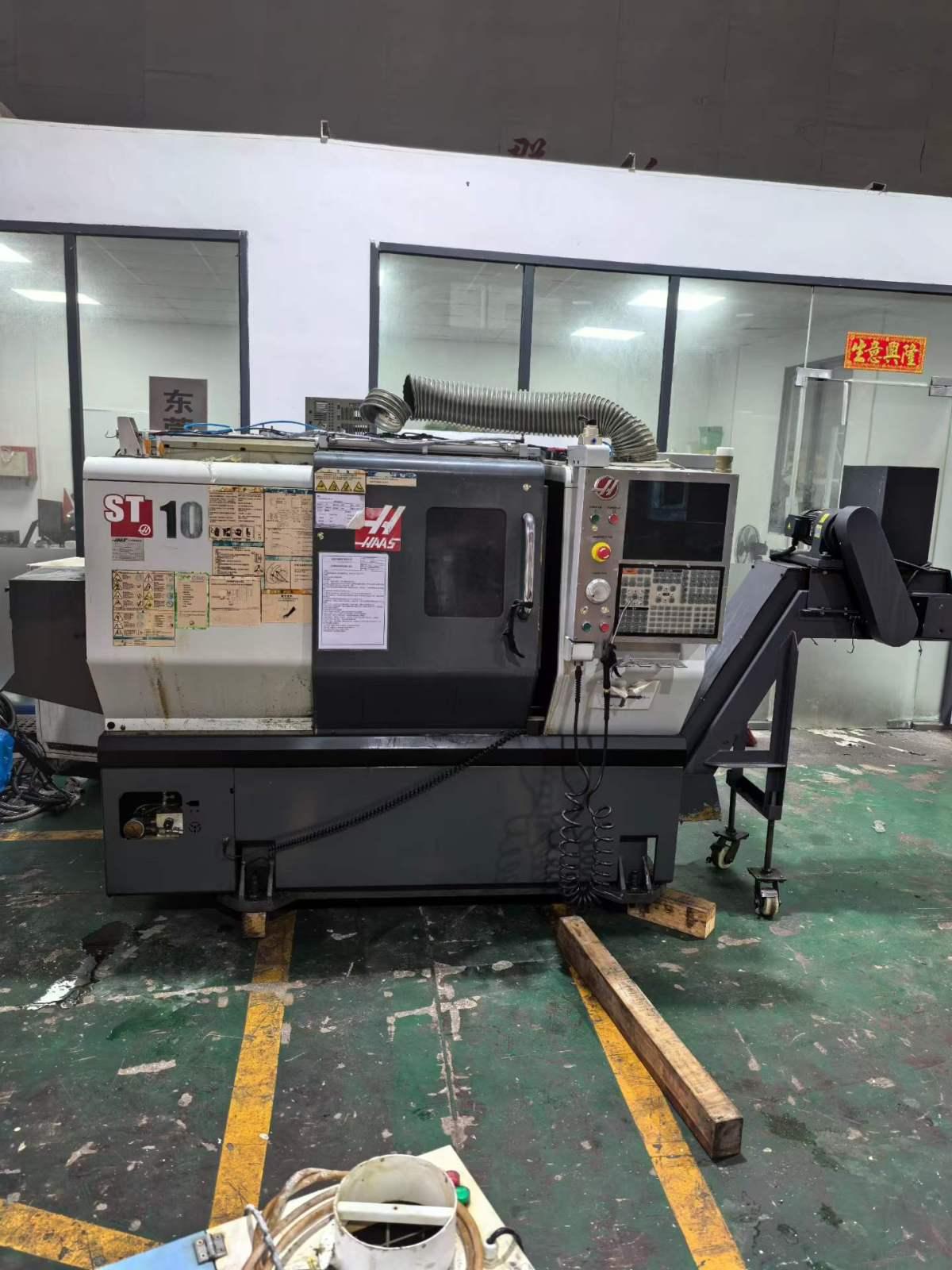 HAAS - ST10