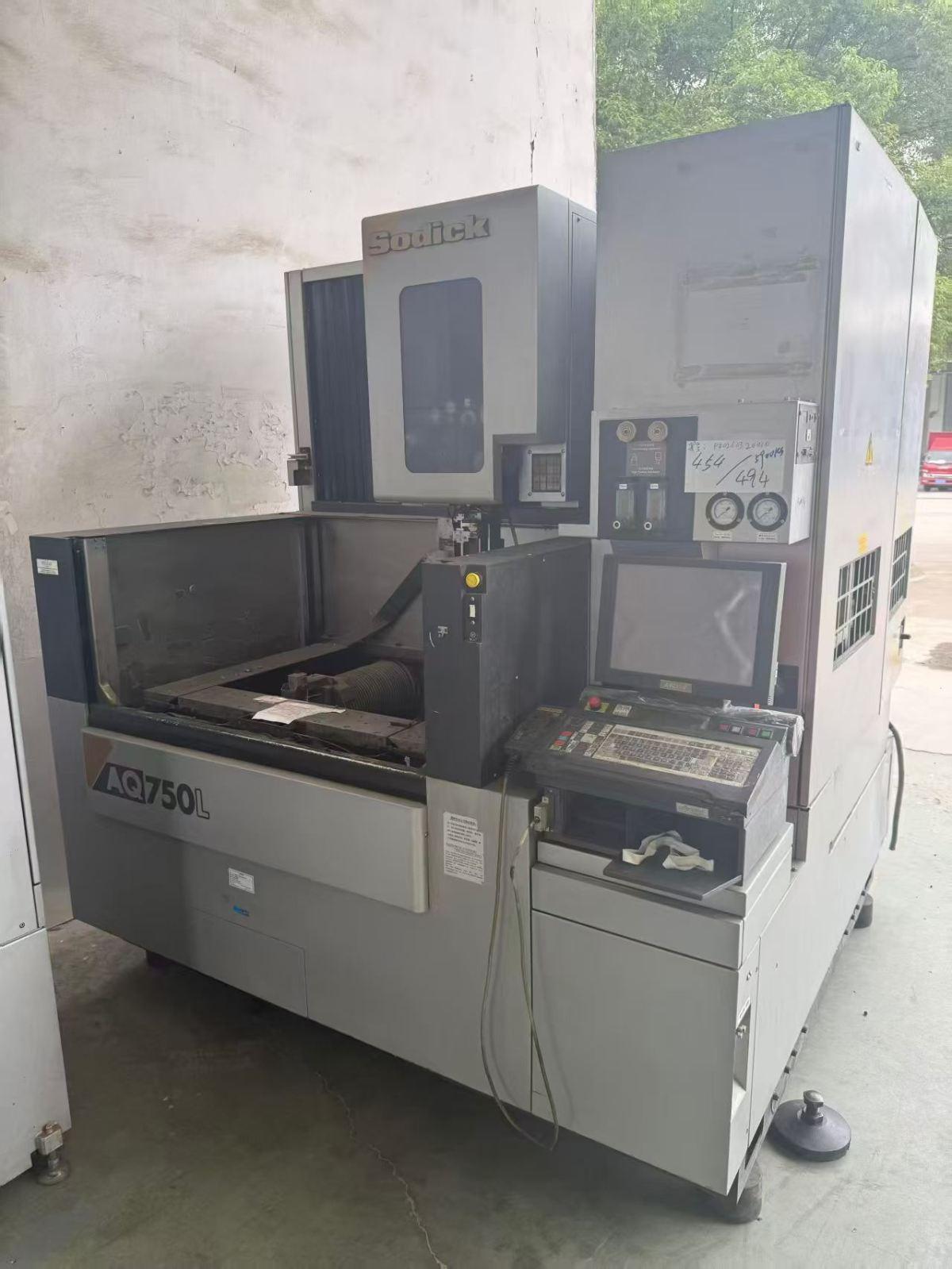 Sodick - AQ750L