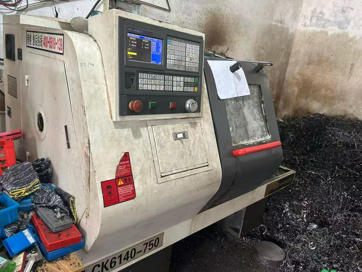 YONGDA MACHINE - CK6140