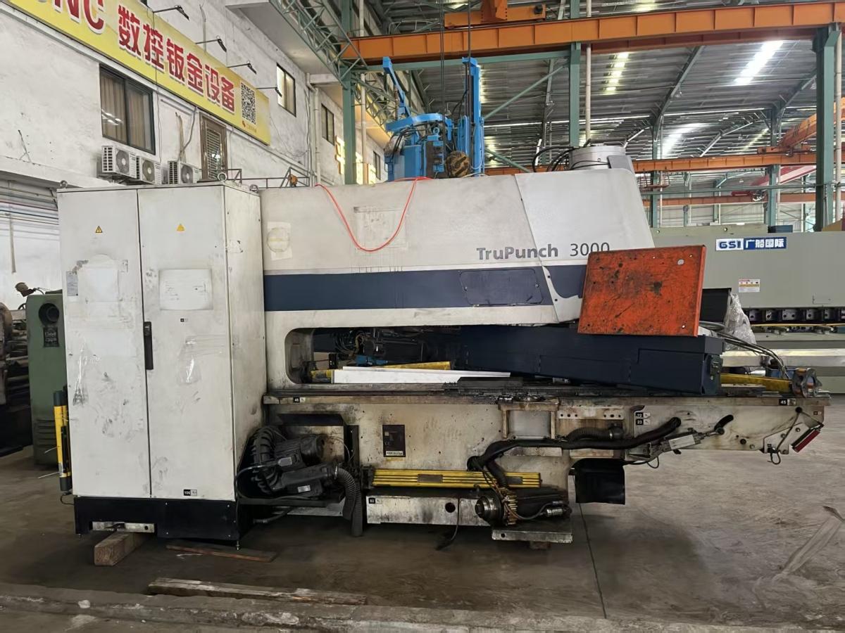 TRUMPF - TruPunch 3000
