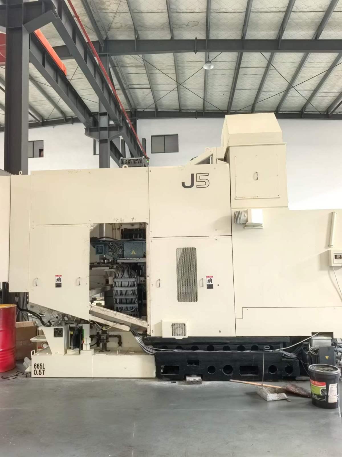 Makino - J5