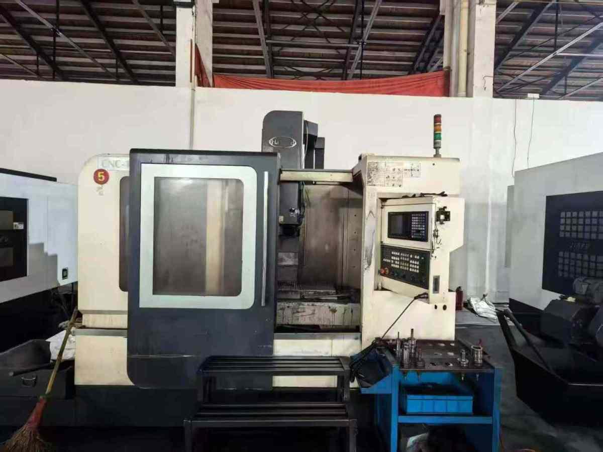 Hartford - CNC-1000