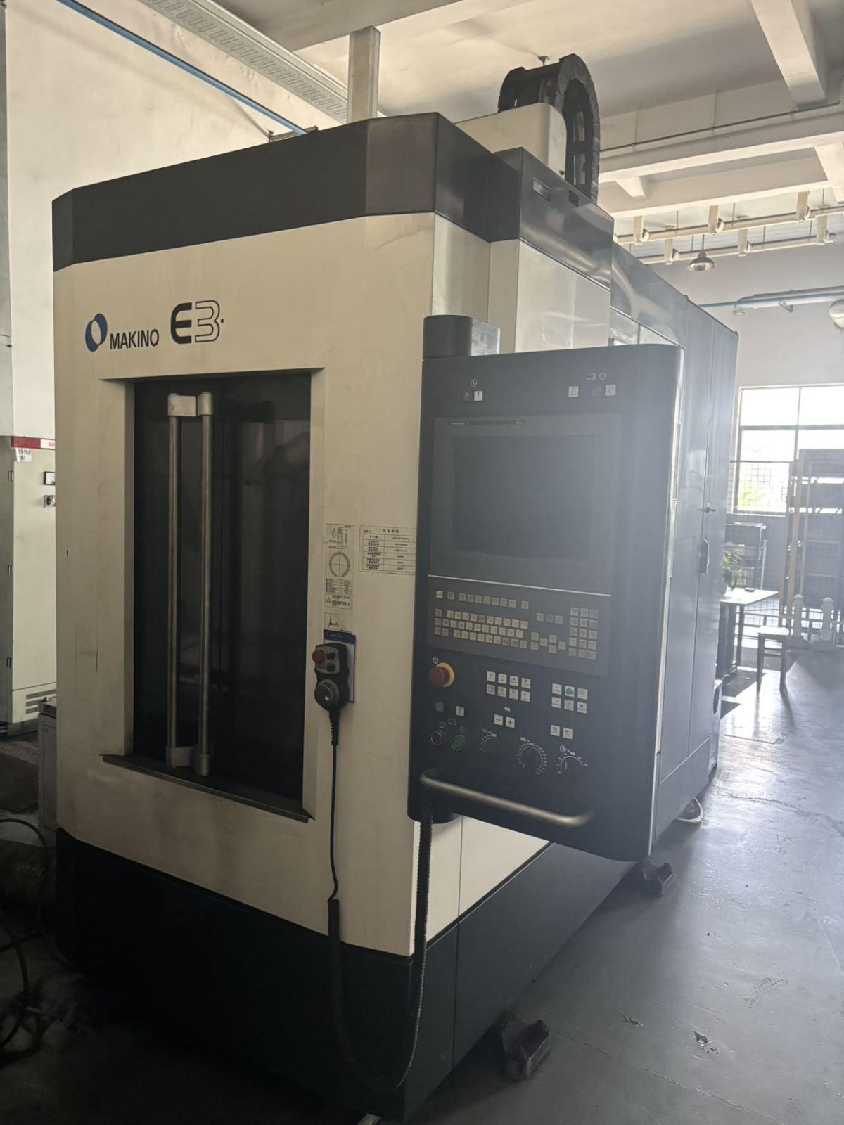 Makino - E3