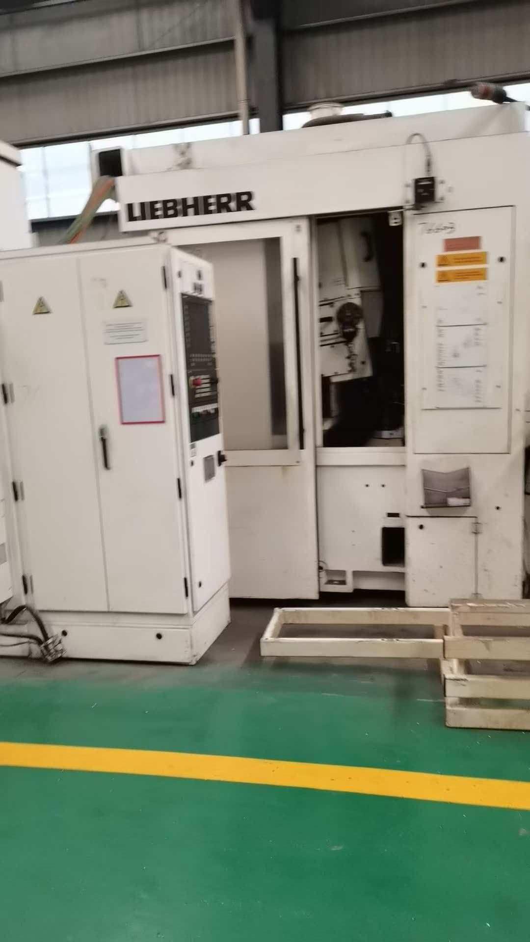 Liebherr - LS120