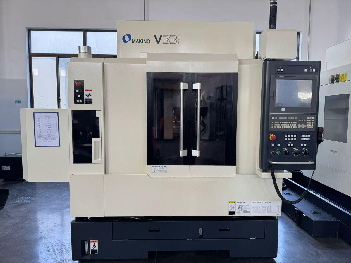 Makino - V33i