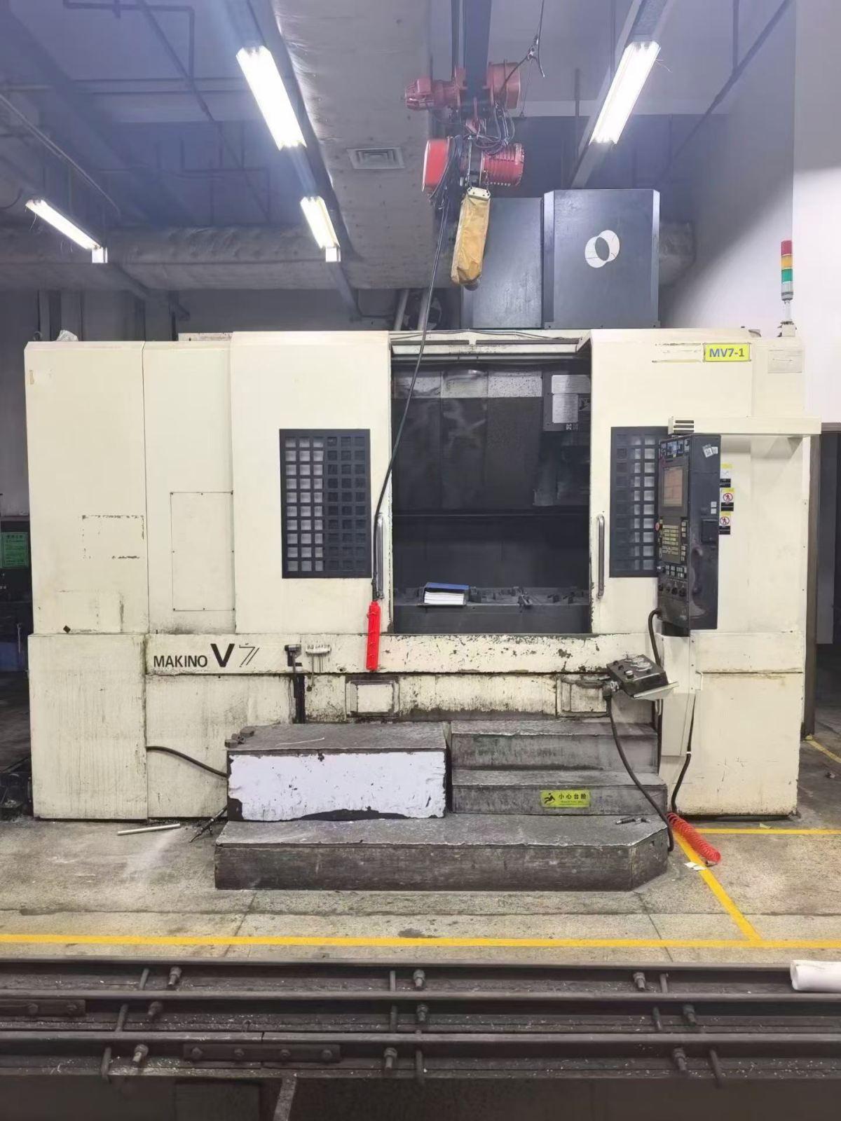 Makino - V77 